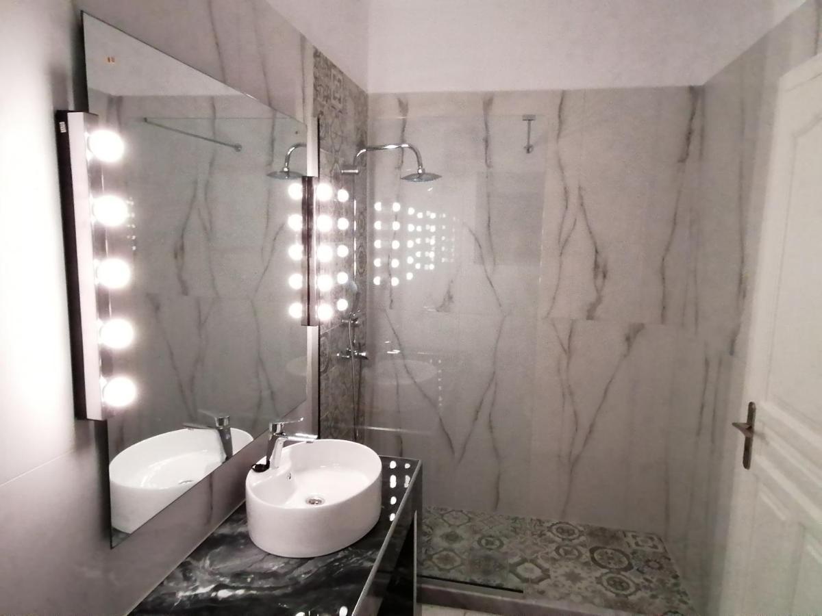 Magda'S Hotel Apartments ปาร์กา ภายนอก รูปภาพ